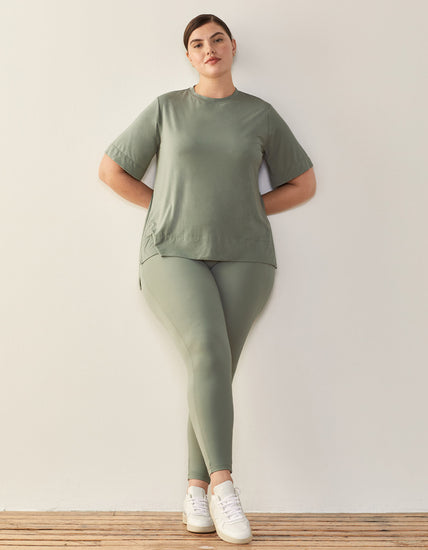 https://www.thisisaday.com/cdn/shop/products/Layered-Up-Thermal-Leggings-Sage-Full_550x550.jpg?v=1649253207