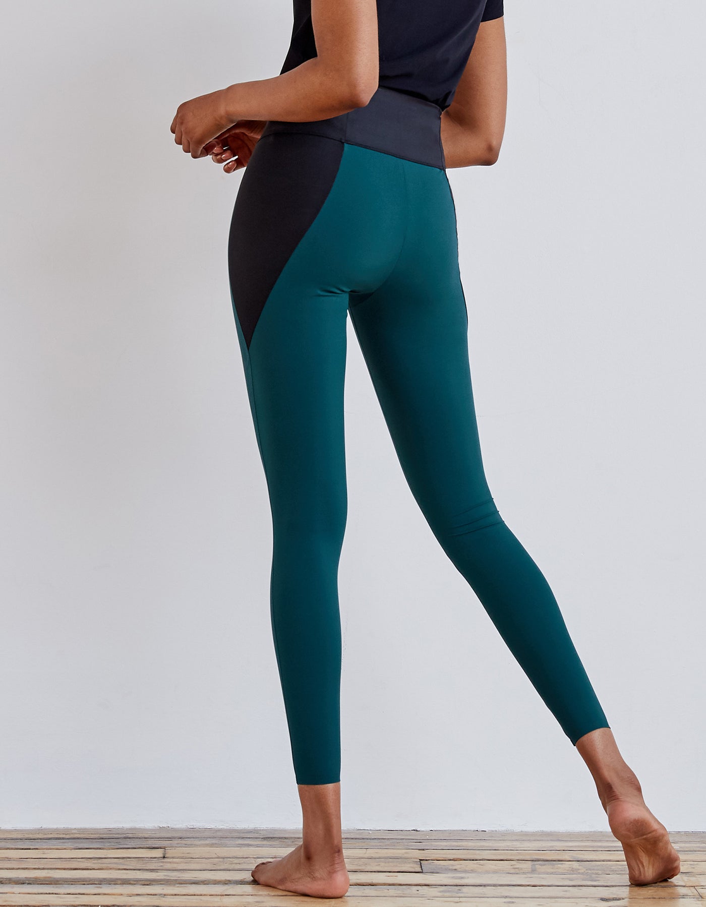 Throw It Higher Leggings with Pockets | ADAY